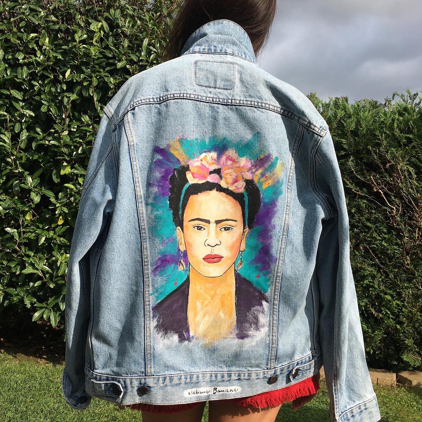 Cazadora vaquera pintada a mano “Frida Colours” por encargo - ALABAMA BANANA